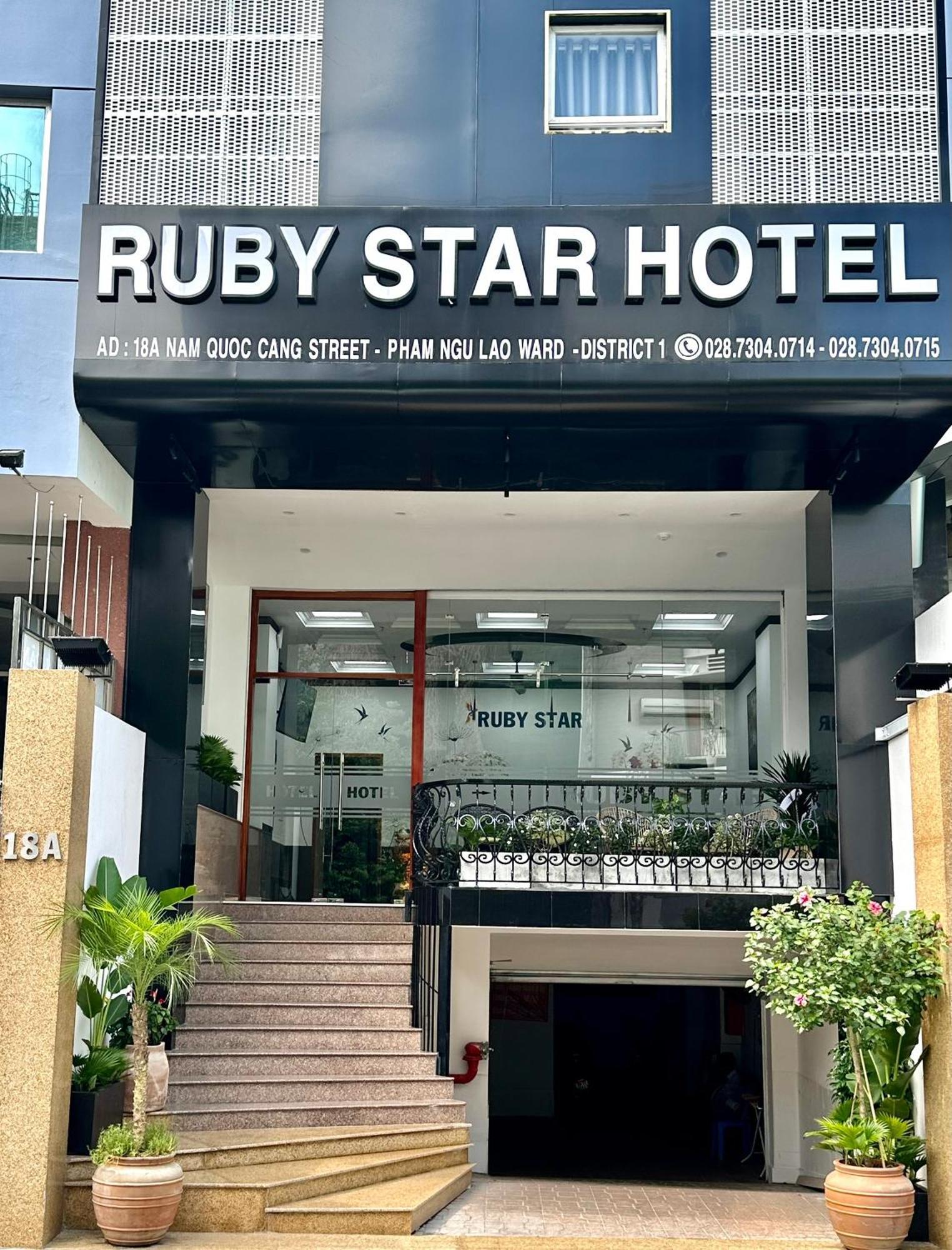 Ruby Star Nam Quoc Cang Hotel 2*