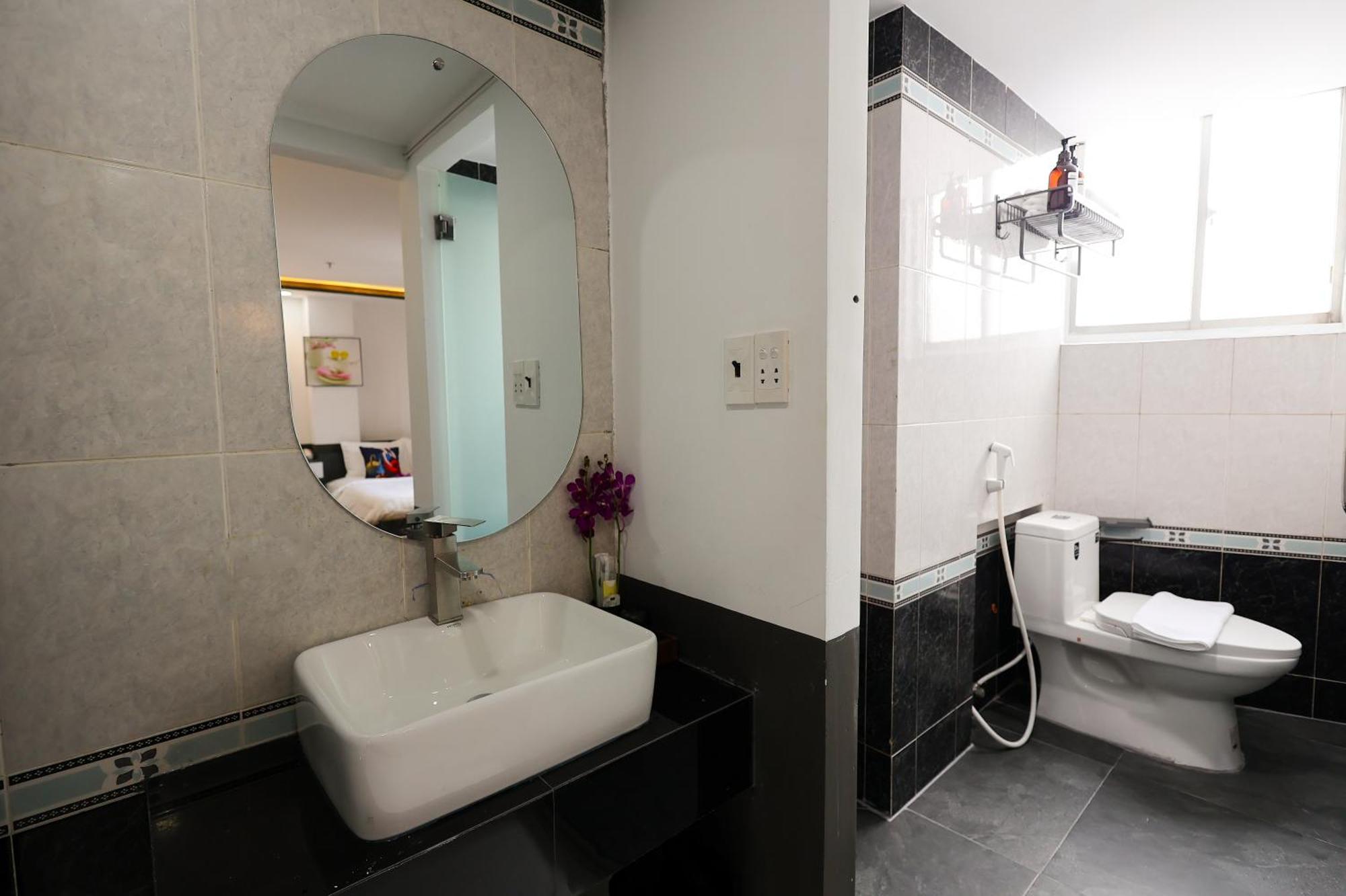 Hotel Ruby Star Nam Quoc Cang 2*